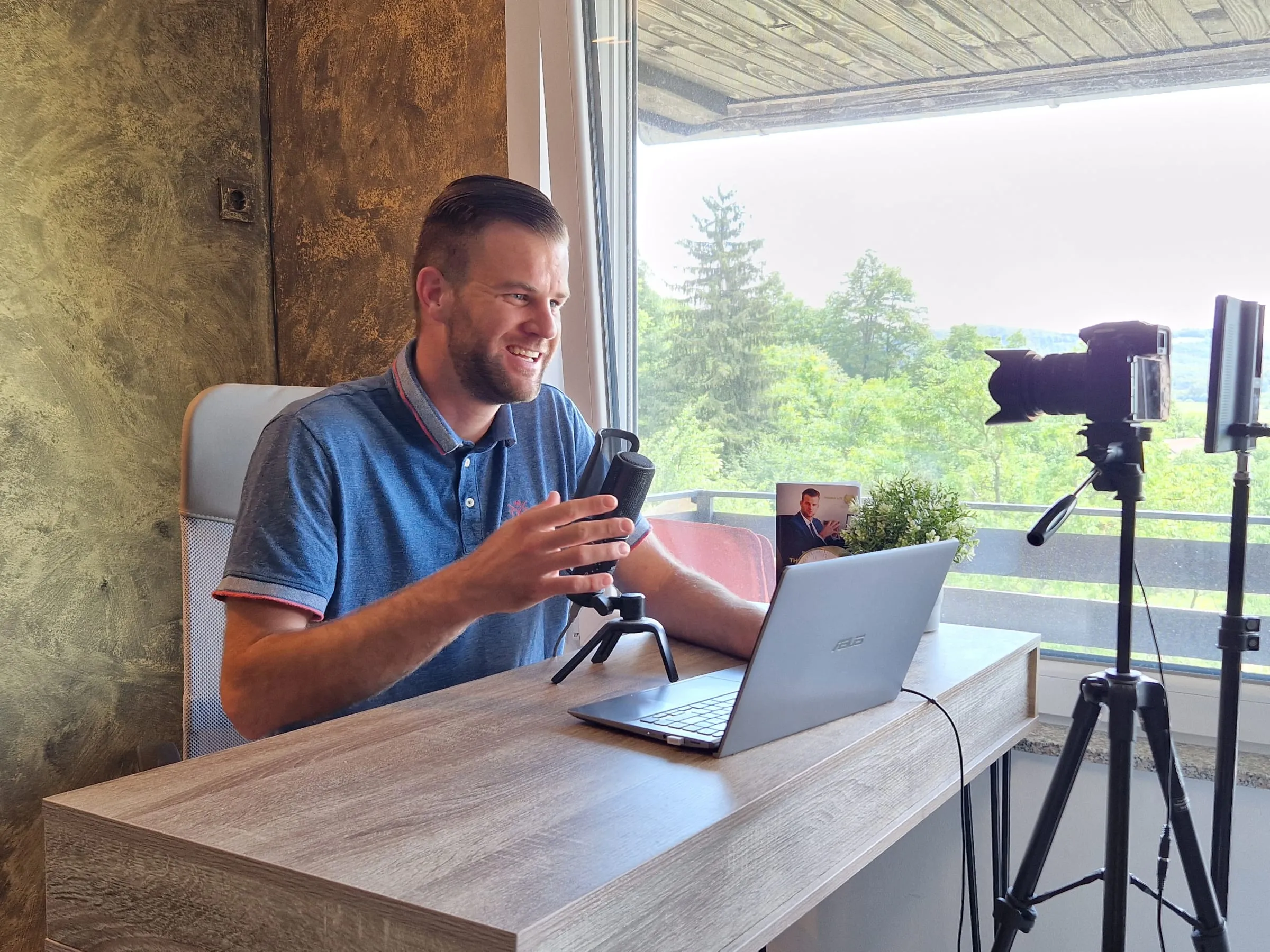 Primoz Lazar recording a video at his desk